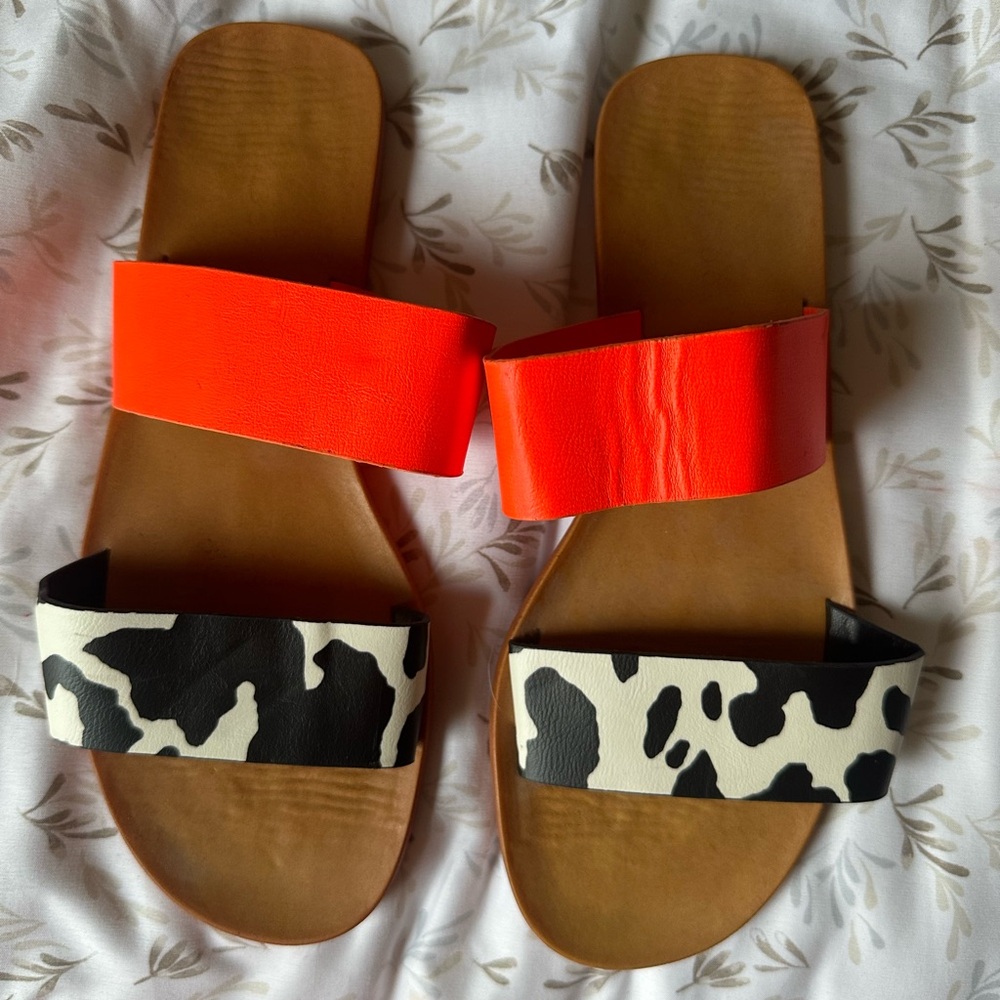 Women’s flats cow print